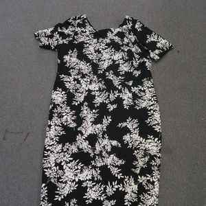 New NWOT Vince Camuto Plus Size 2-X Black Dress